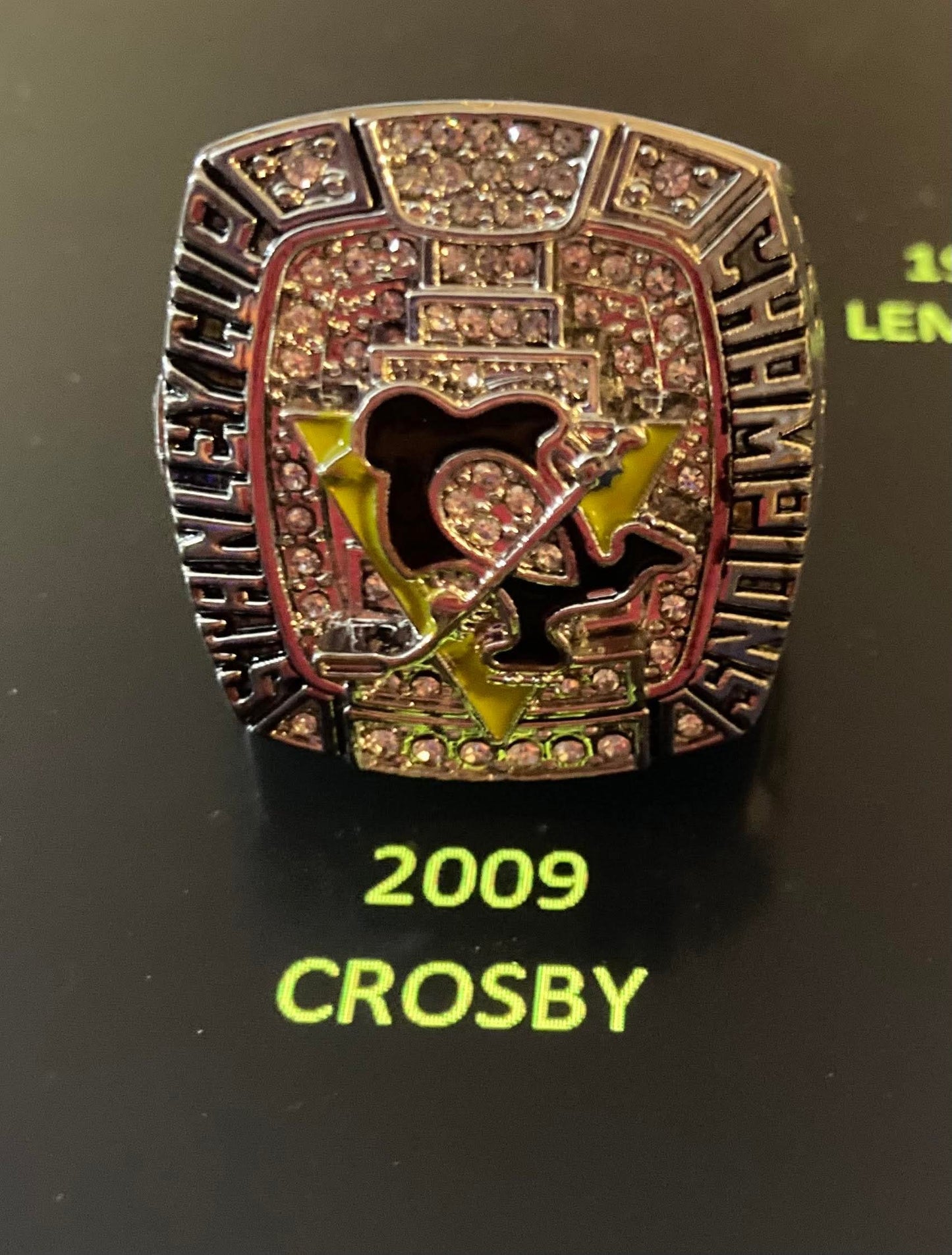 NHL Pittsburgh Penguins Stanley Cup Replica Champion Ship Rings