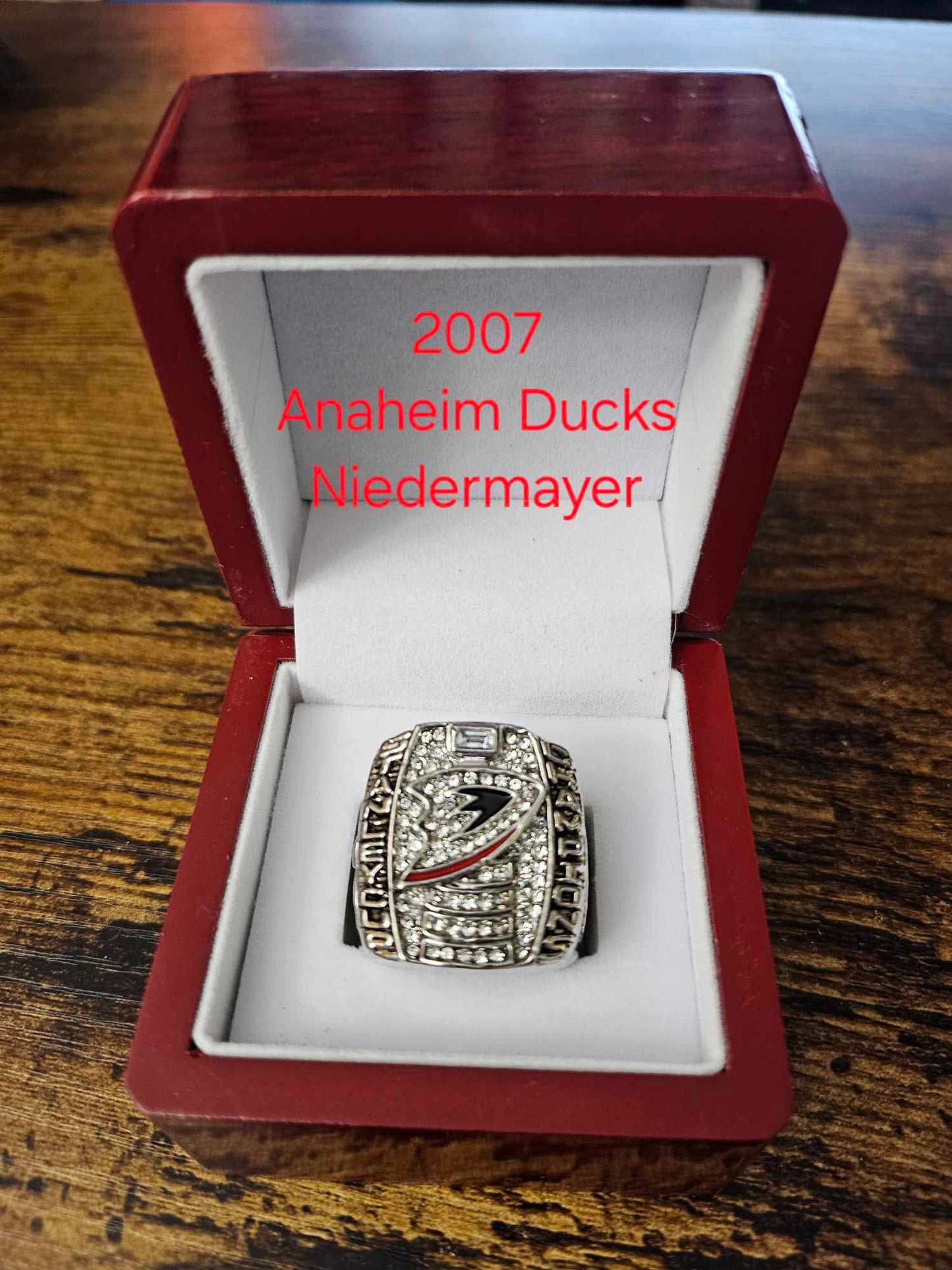 NHL Anaheim Ducks Stanley Cup Replica Championship Ring