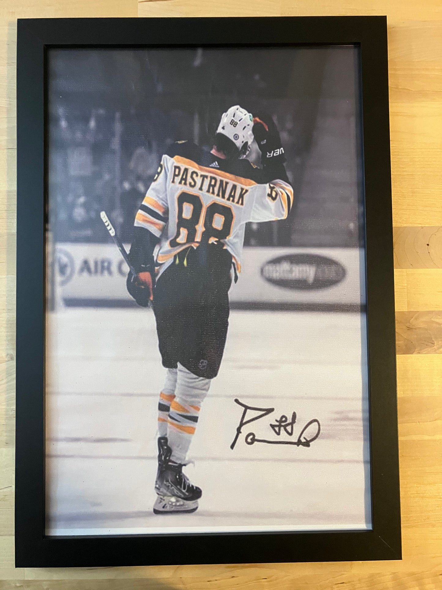 12x8 Canvas Prints-David Pastrnak