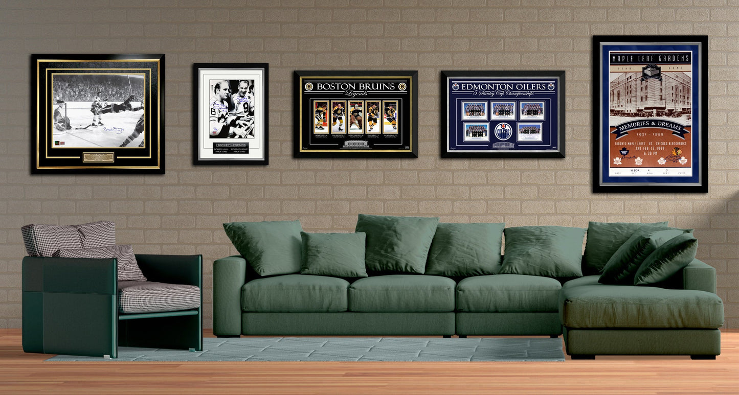 BOBBY ORR "THE GOAL" 11X14 FRAMED PHOTO - BOSTON BRUINS (19" BY 15")