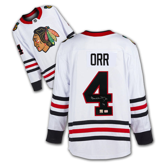 BOBBY ORR SIGNED NUMBER 1/4 CHICAGO BLACKHAWKS WHITE JERSEY - GNR COA